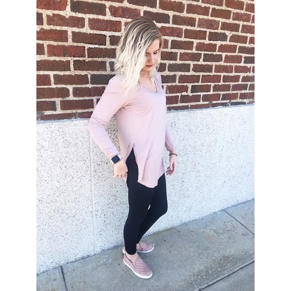 🎉SALE🎉 Feminine Top - Camel - Picture 2 of 5